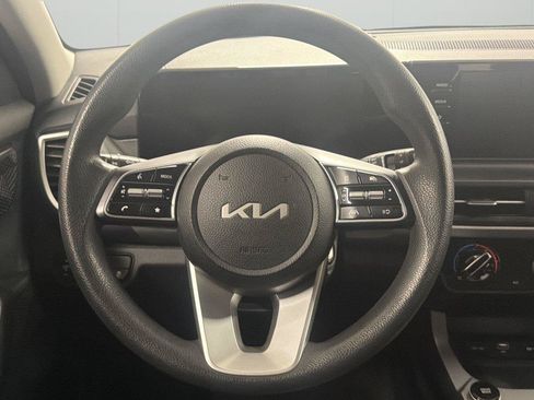 Used 2024 Kia Seltos LX AWD/4WD image 22