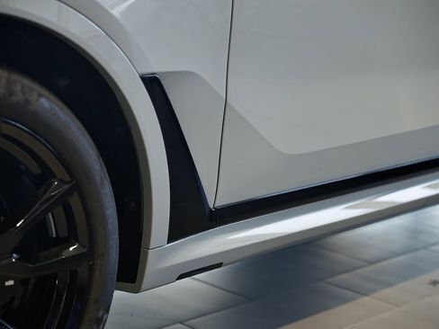 New 2026 BMW X7 xDrive40i w/ M Sport Package image 11