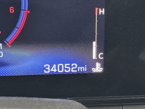 Used 2025 Chevrolet Trax LT image 19