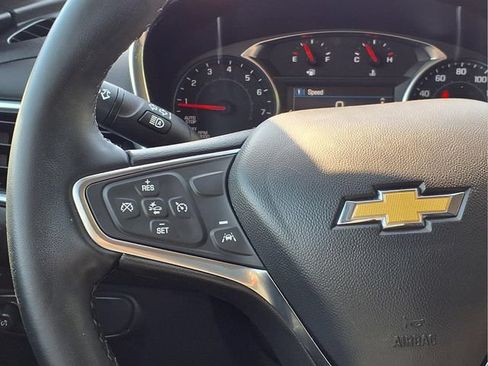 Used 2024 Chevrolet Equinox LT AWD/4WD image 18