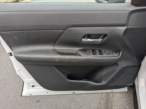 New 2026 Nissan Kicks SV w/ Cold Weather Package FWD image 11
