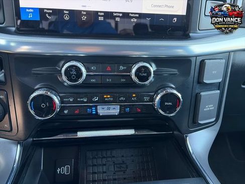 Used 2025 Ford F150 Lariat w/ Equipment Group 501A Mid AWD/4WD image 19