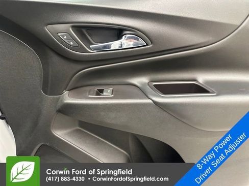 Used 2019 Chevrolet Equinox LT image 12
