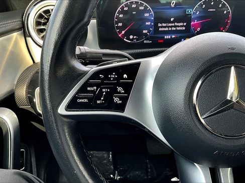 Used 2025 Mercedes-Benz CLA 250 image 20