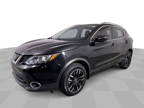 Used 2019 Nissan Rogue Sport SV w/ Technology Package image 1