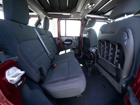 Used 2021 Jeep Wrangler Unlimited Rubicon AWD/4WD image 24