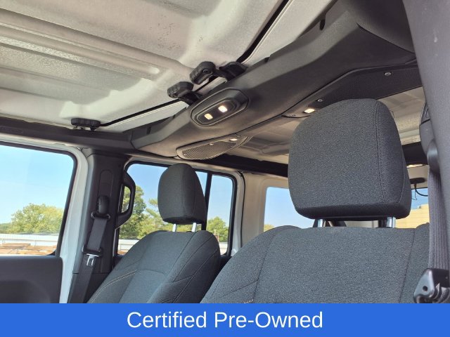 Certified 2025 Jeep Wrangler Unlimited Sahara AWD/4WD image 12