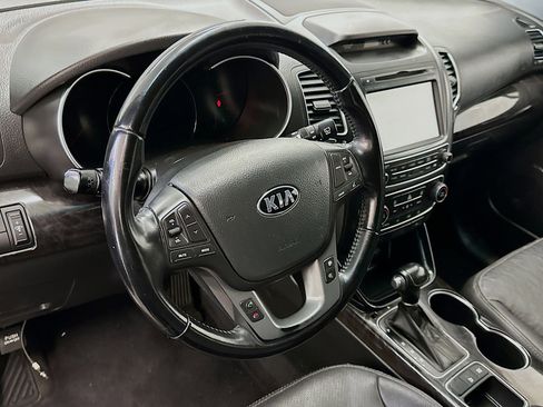 Used 2014 Kia Sorento LX w/ Touring Package (LX) image 18