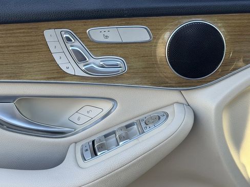 Certified 2018 Mercedes-Benz GLC 300 image 18