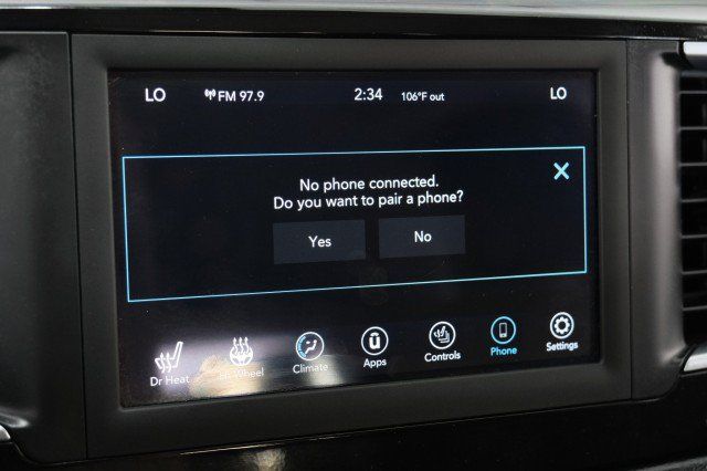 Used 2019 Chrysler Pacifica Touring-L FWD image 25