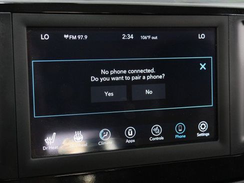 Used 2019 Chrysler Pacifica Touring-L FWD image 25