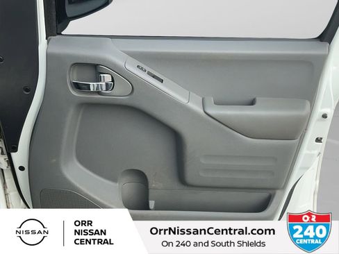 Used 2019 Nissan Frontier Desert Runner image 10