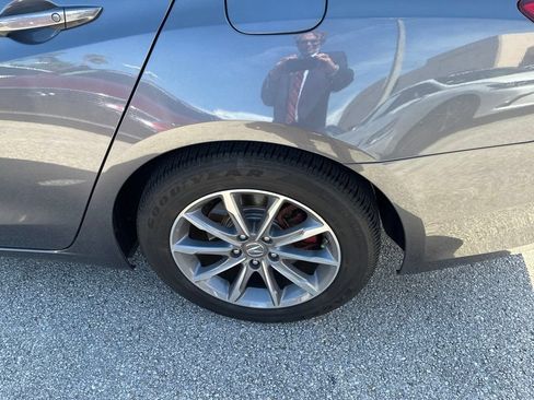 Used 2018 Acura TLX w/ Technology Package FWD image 10