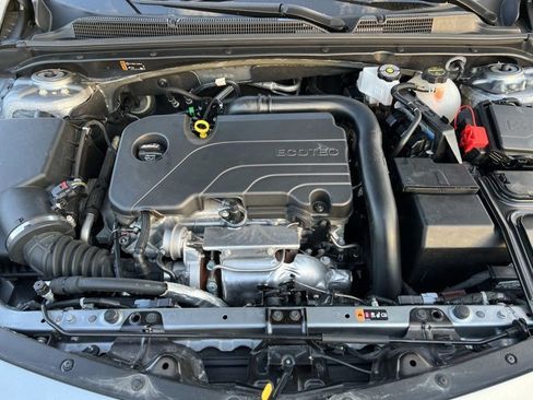 Used 2025 Chevrolet Malibu LT image 30