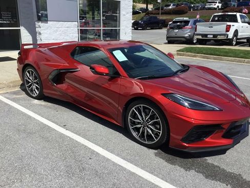 Used 2024 Chevrolet Corvette Stingray Preferred Conv w/ Z51 Performance Package RWD image 13