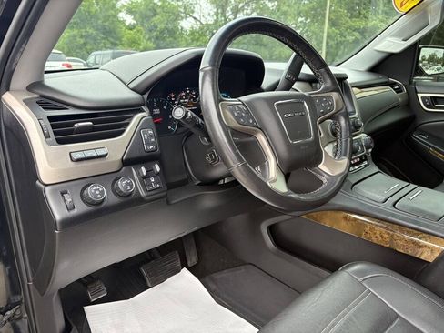 Used 2017 GMC Yukon XL Denali w/ Open Road Package AWD/4WD image 19