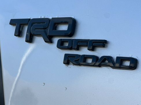 Used 2022 Toyota 4Runner TRD Off-Road Premium image 50
