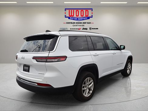 Used 2025 Jeep Grand Cherokee L Laredo w/ Luxury Tech Group I AWD/4WD image 4