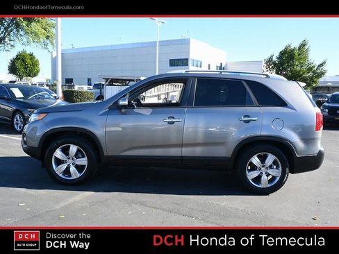 Used 2012 Kia Sorento EX image 4