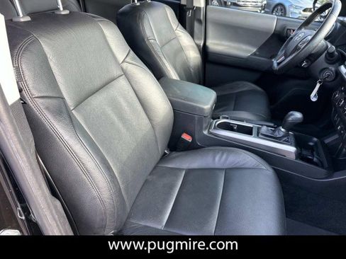 Used 2022 Toyota Tacoma SR5 image 13
