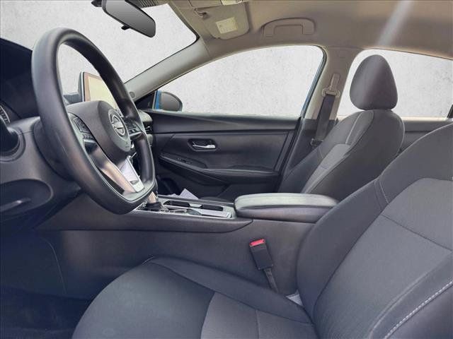 Used 2024 Nissan Sentra SV FWD image 16