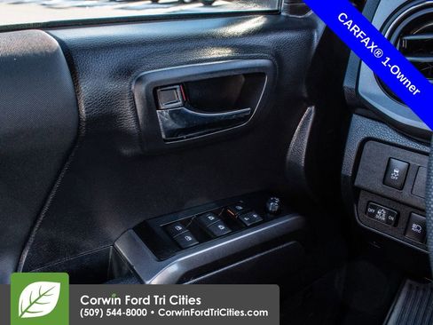 Used 2023 Toyota Tacoma TRD Sport w/ TRD Premium Sport Package image 15