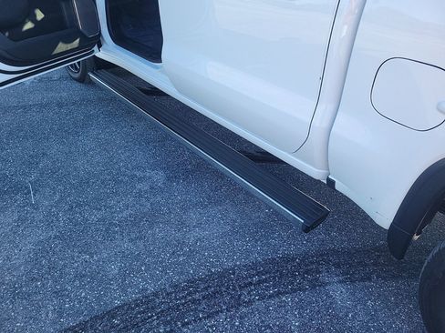 Used 2022 GMC Sierra 1500 Denali w/ Technology Package image 18