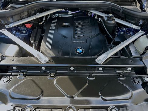 Certified 2022 BMW X5 sDrive40i w/ M Sport Package image 33