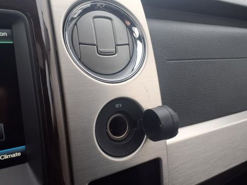 Used 2014 Ford F150 Platinum image 17