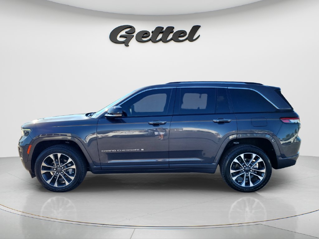 Used 2022 Jeep Grand Cherokee Overland RWD image 8