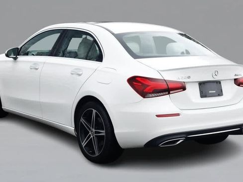 Used 2022 Mercedes-Benz A 220 4MATIC image 7