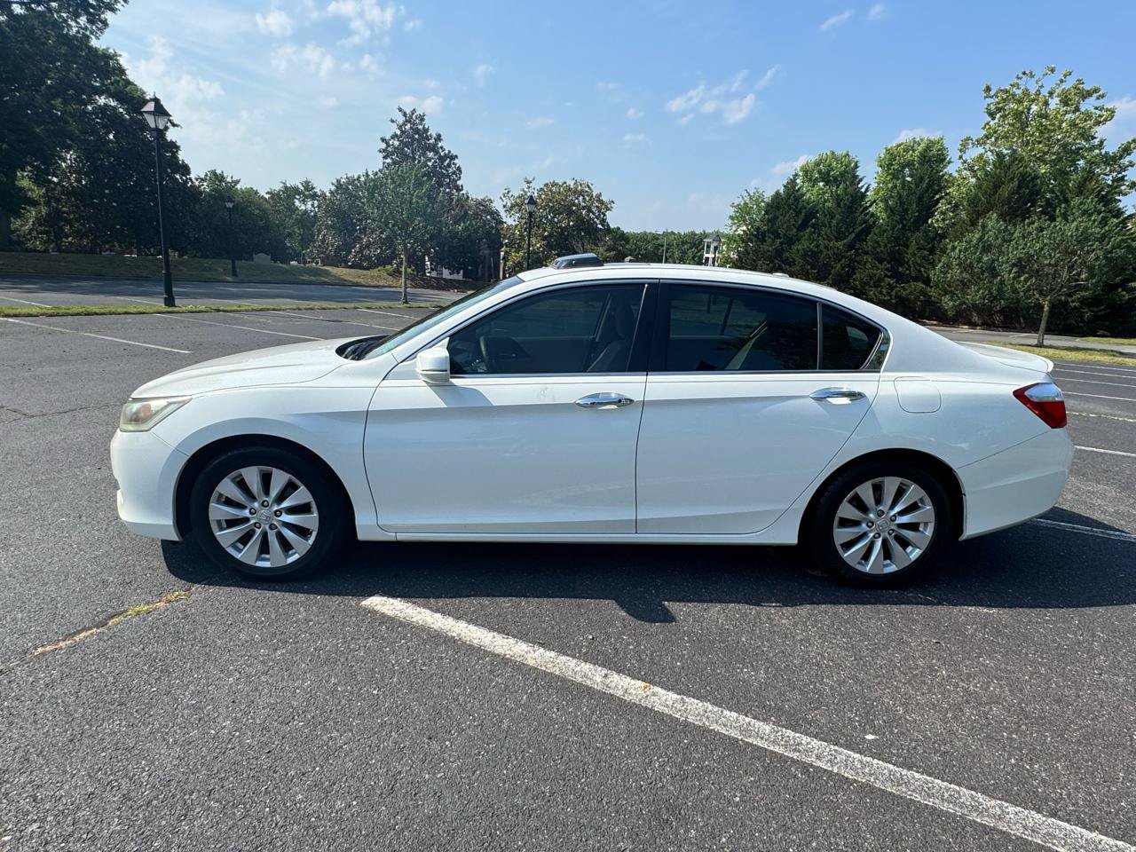 Used 2013 Honda Accord EX-L image 7