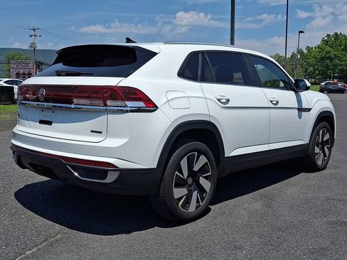 Used 2024 Volkswagen Atlas Cross Sport SE AWD/4WD image 6