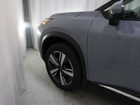 Used 2023 Nissan Rogue SL AWD/4WD image 36