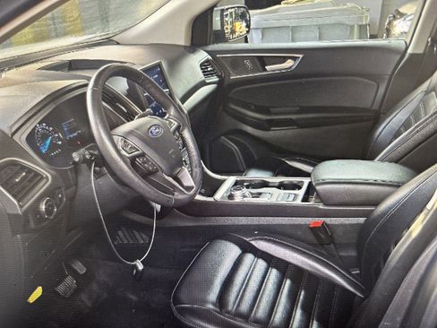 Used 2024 Ford Edge SEL image 6