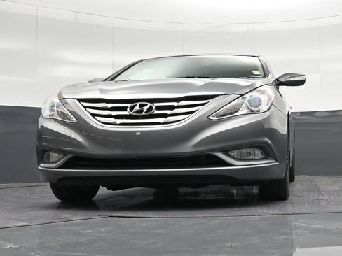 Used 2013 Hyundai Sonata Limited w/ Premium Pkg FWD image 30
