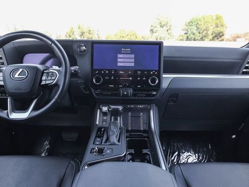 Certified 2024 Lexus GX 550 w/ Accessory Package (2T) AWD/4WD image 13