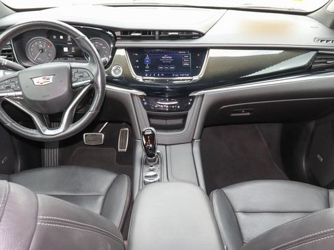 Used 2020 Cadillac XT6 Sport AWD/4WD image 11