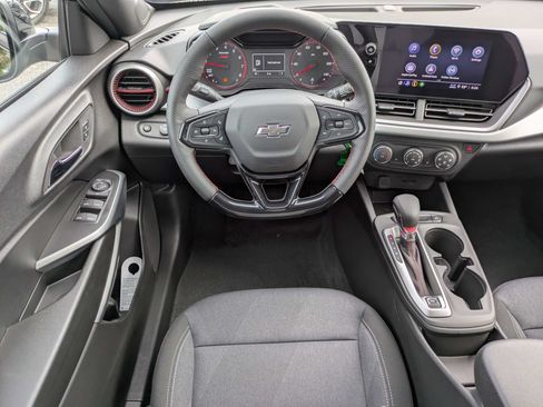 New 2026 Chevrolet Trax RS w/ Driver Confidence Package FWD image 4
