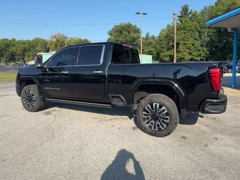 Used 2024 GMC Sierra 3500 Denali Ultimate AWD/4WD image 6