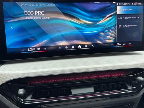 Used 2025 BMW 330i Sedan image 21