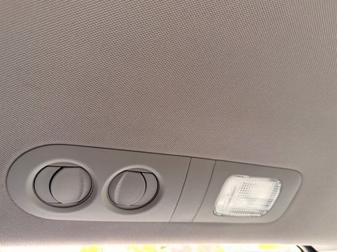 Used 2011 Honda Odyssey EX image 45