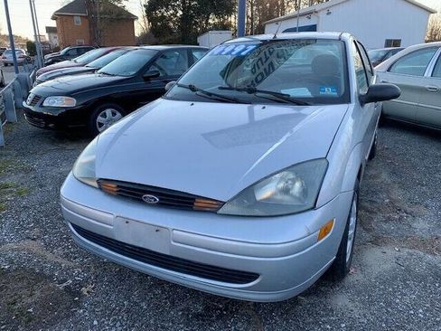 Used 2003 Ford Focus SE image 4