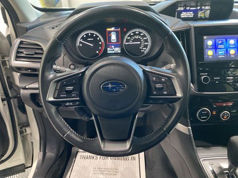 Used 2023 Subaru Forester Premium AWD/4WD image 22
