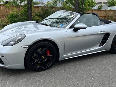 Used 2018 Porsche 718 Boxster RWD image 61