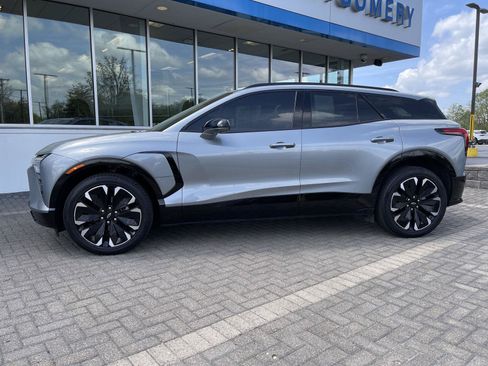 Used 2024 Chevrolet Blazer EV RS AWD/4WD image 2