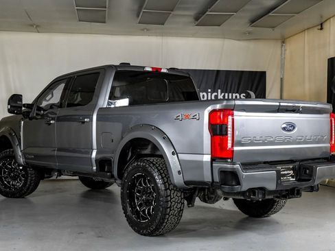 Used 2024 Ford F250 Lariat image 11