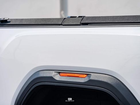 Used 2024 GMC Sierra 2500 AT4X w/ AT4X AEV Edition AWD/4WD image 11