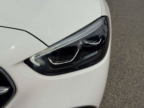 Used 2023 Mercedes-Benz C 300 4MATIC Sedan w/ Exclusive Trim Package image 9