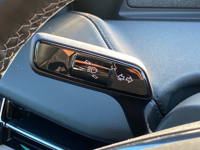 New 2027 Lincoln Navigator Reserve w/ Jet Appearance Package AWD/4WD image 18